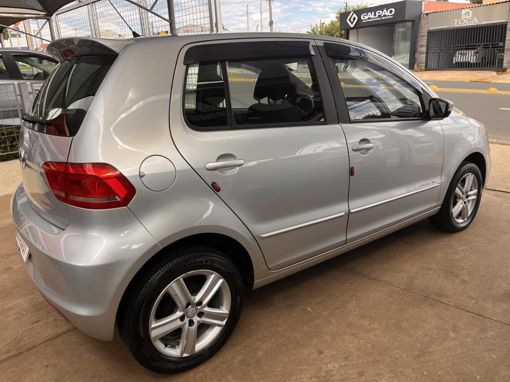 VOLKSWAGEN Fox - Foto