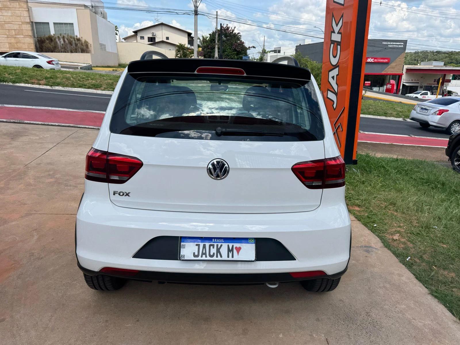 VOLKSWAGEN Fox - Foto