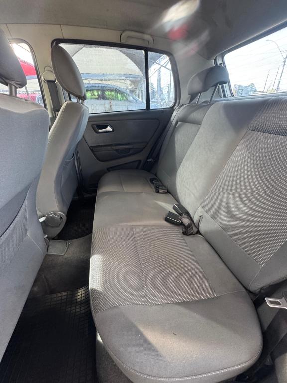 VOLKSWAGEN Fox - Foto