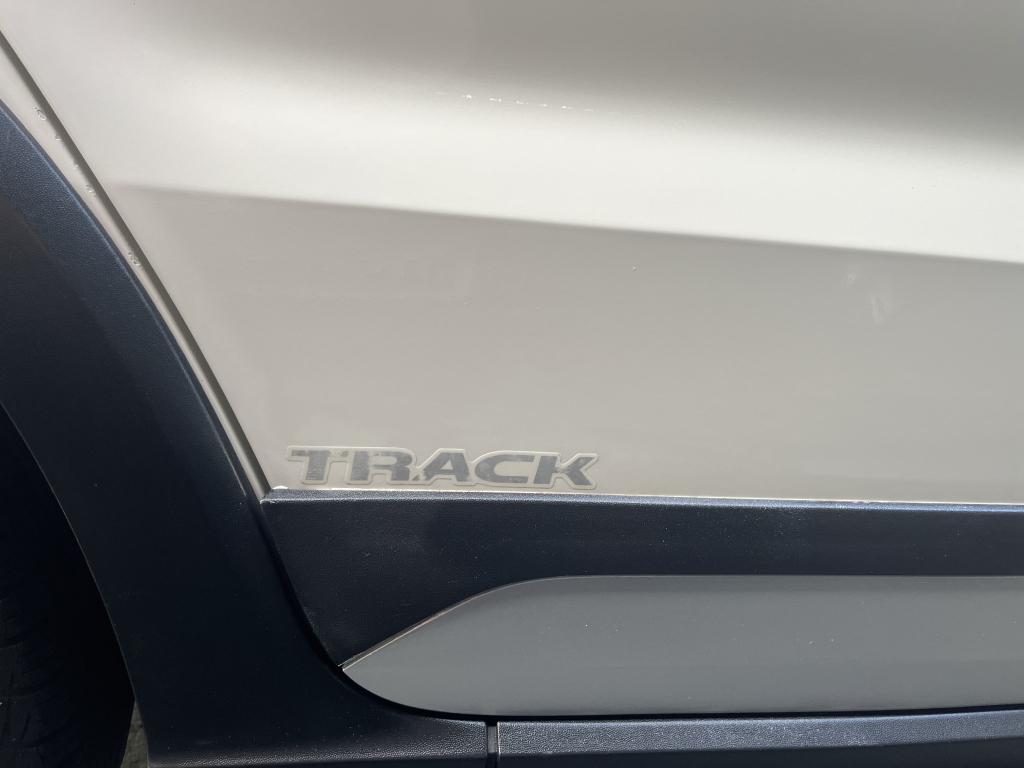 VOLKSWAGEN Fox - Foto