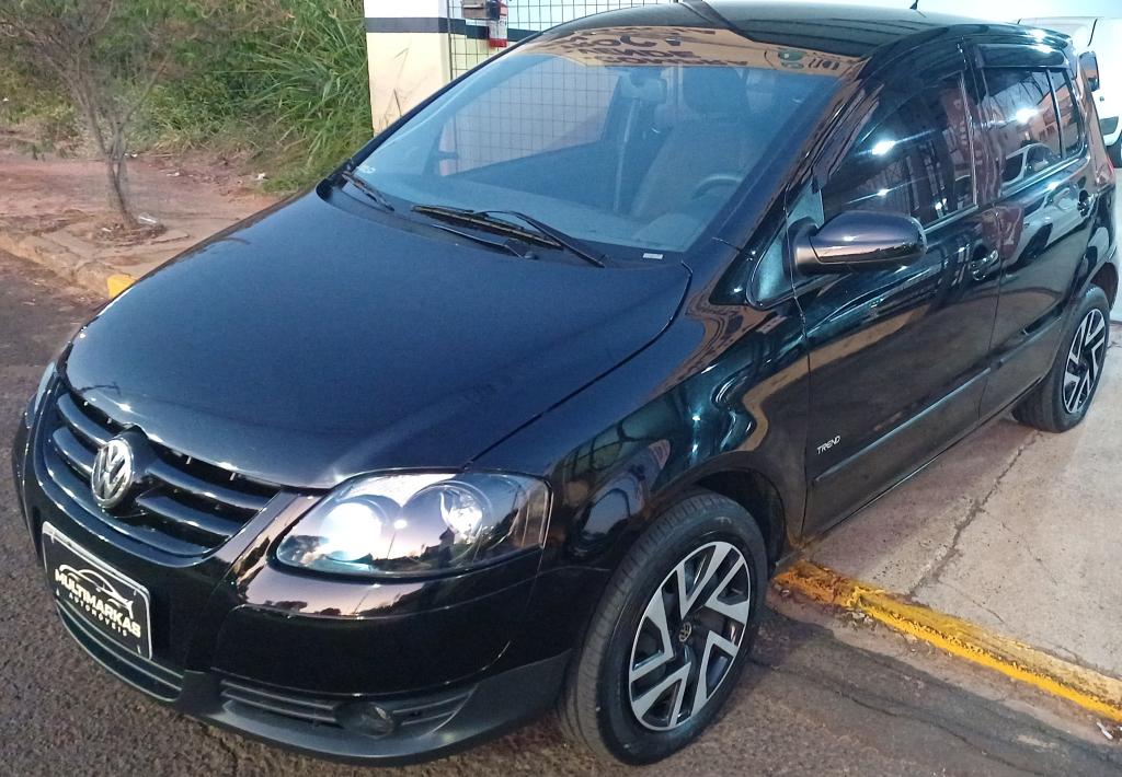VOLKSWAGEN Fox - Foto