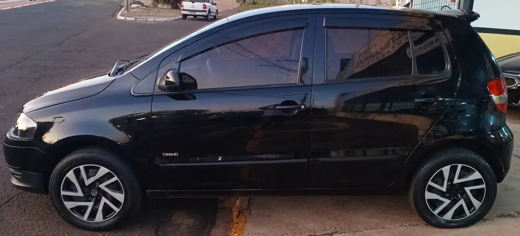 VOLKSWAGEN Fox - Foto