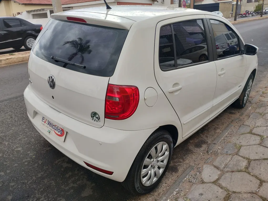 VOLKSWAGEN Fox - Foto