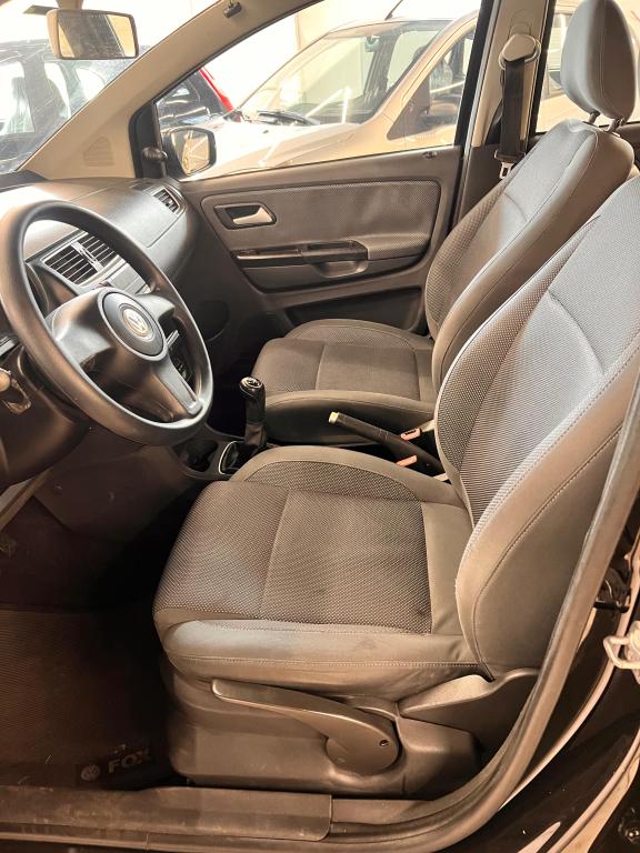 VOLKSWAGEN Fox - Foto