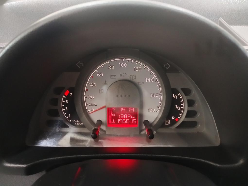 VOLKSWAGEN Fox - Foto