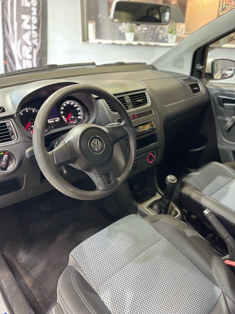 VOLKSWAGEN Fox - Foto