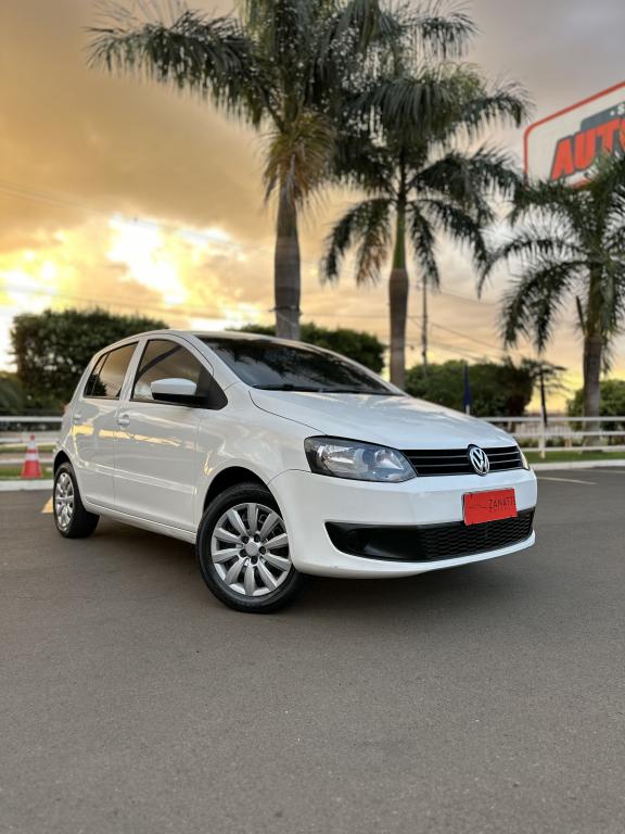 VOLKSWAGEN Fox - Foto
