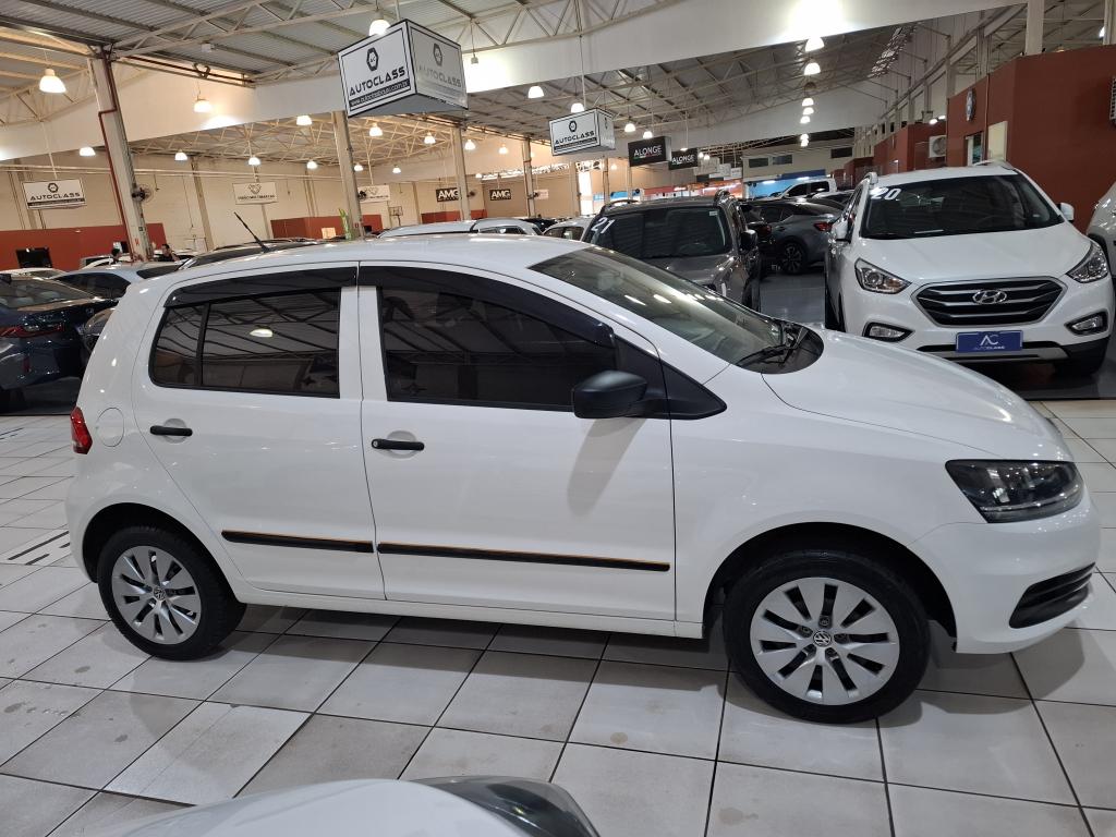 VOLKSWAGEN Fox - Foto