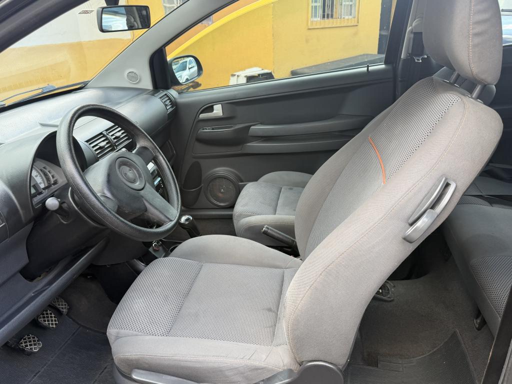 VOLKSWAGEN Fox - Foto