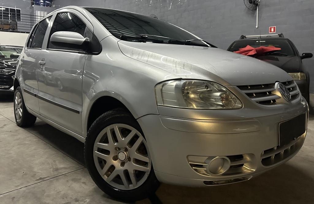 VOLKSWAGEN Fox - Foto