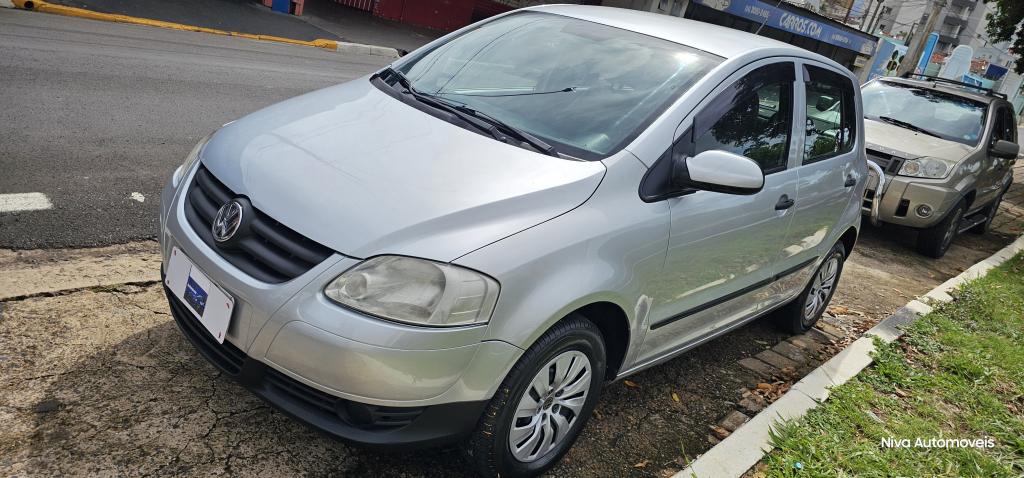 VOLKSWAGEN Fox - Foto