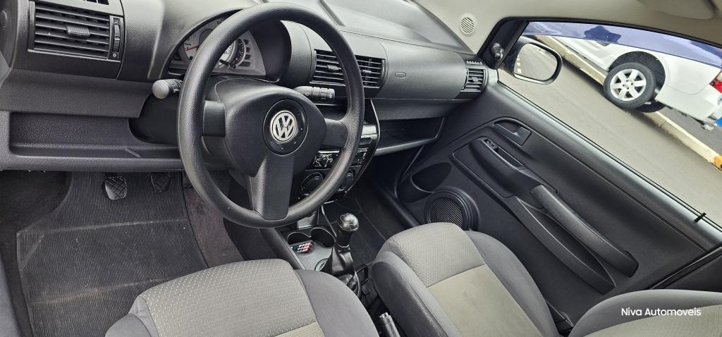 VOLKSWAGEN Fox - Foto
