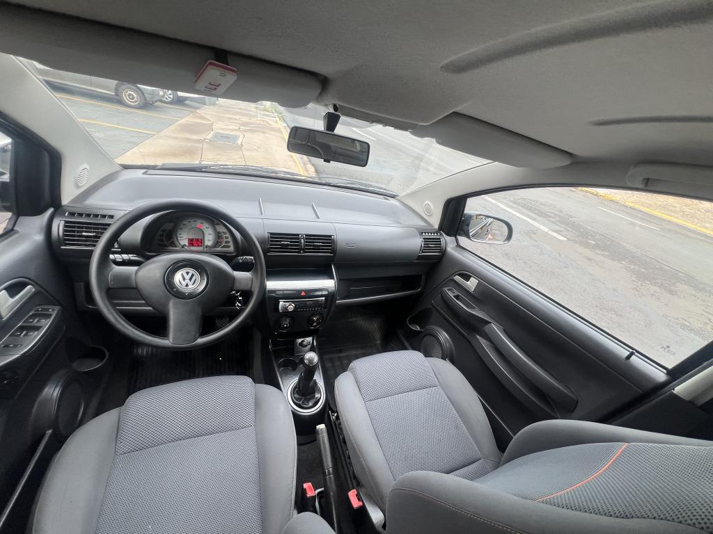 VOLKSWAGEN Fox - Foto