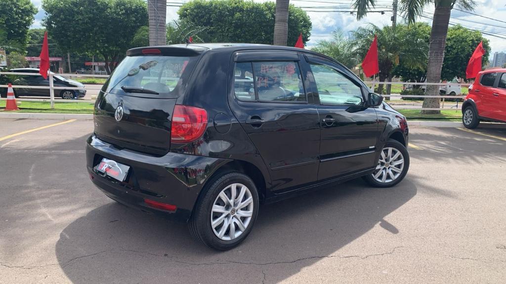 VOLKSWAGEN Fox - Foto
