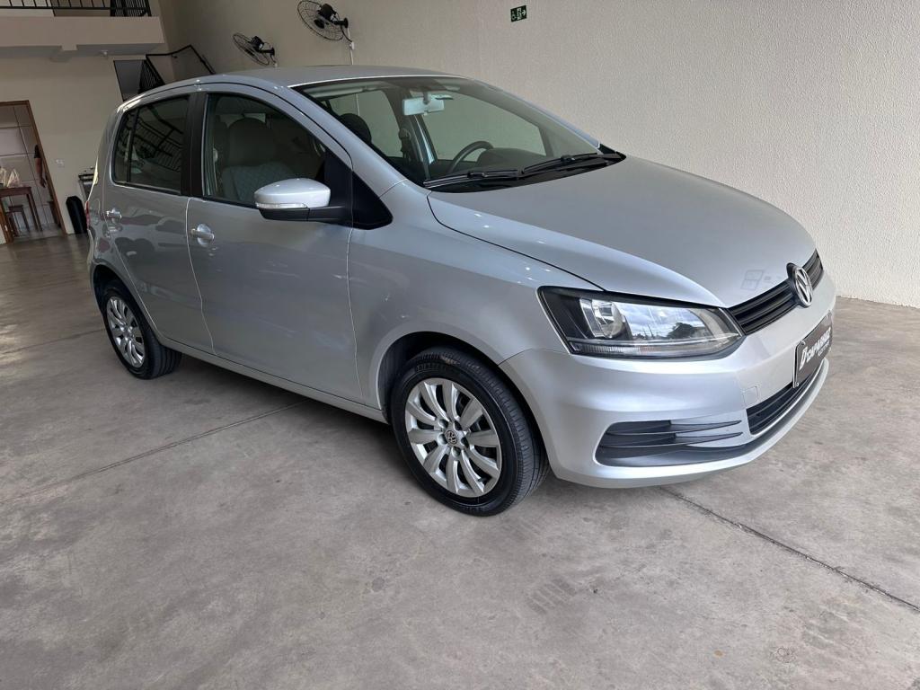 VOLKSWAGEN Fox - Foto