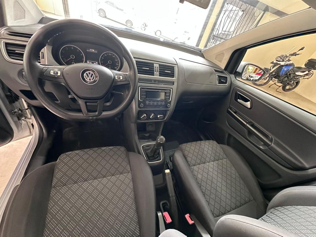 VOLKSWAGEN Fox - Foto