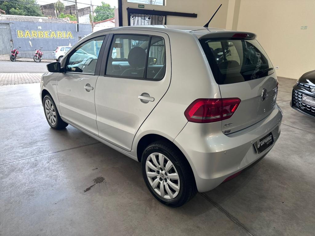 VOLKSWAGEN Fox - Foto