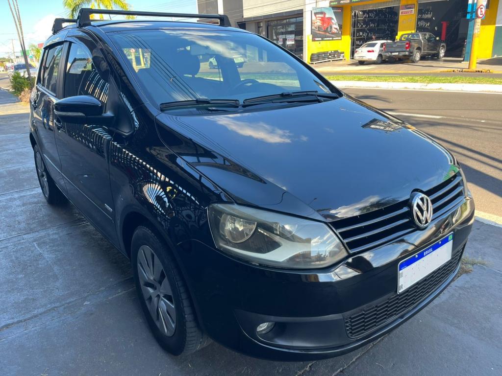 VOLKSWAGEN Fox - Foto