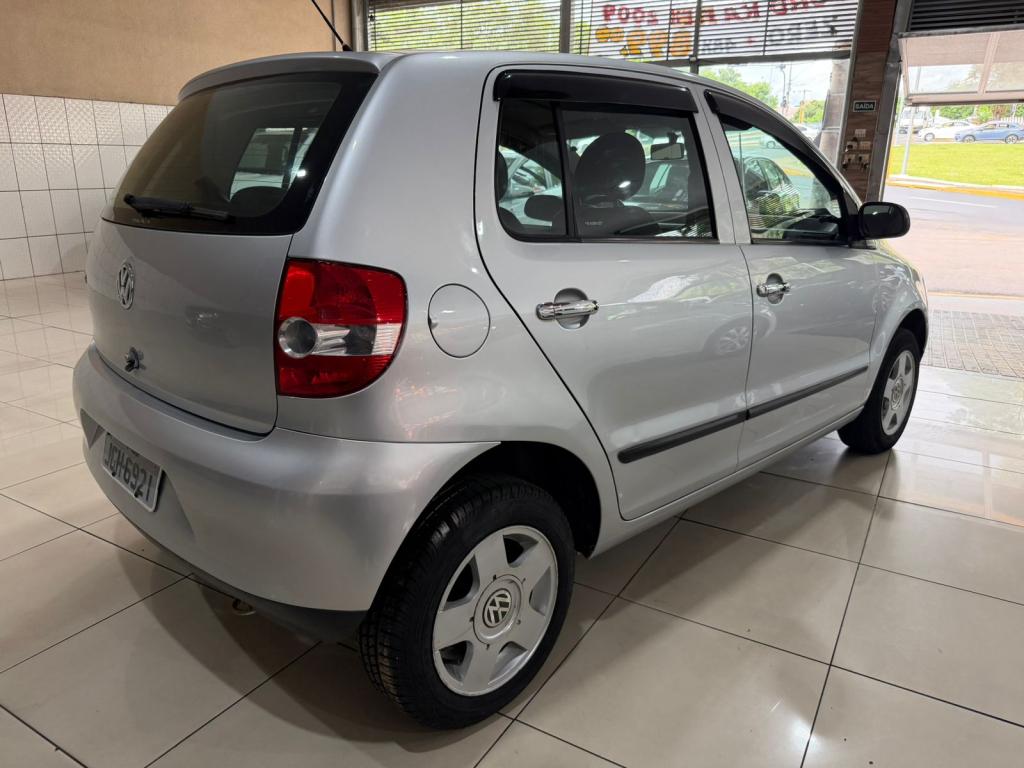 VOLKSWAGEN Fox - Foto