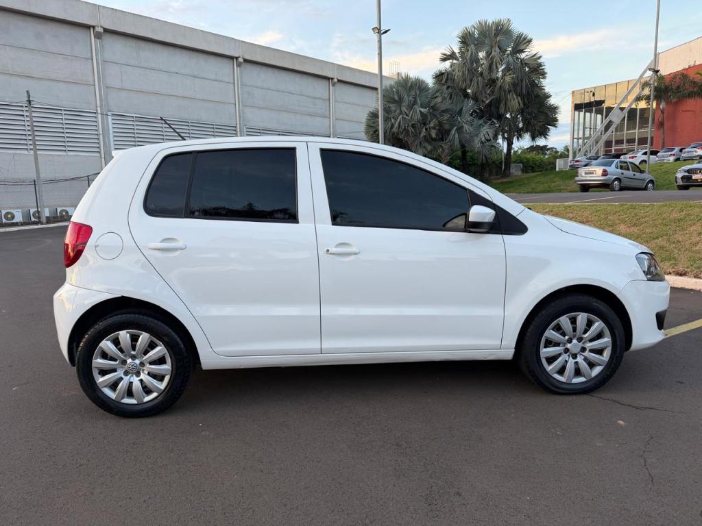 VOLKSWAGEN Fox - Foto