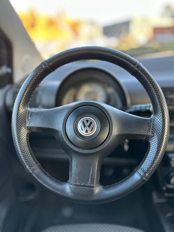VOLKSWAGEN Fox - Foto