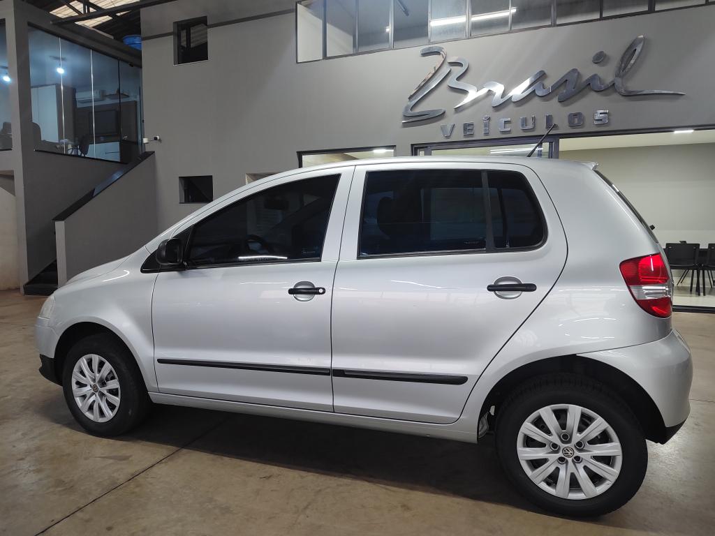 VOLKSWAGEN Fox - Foto