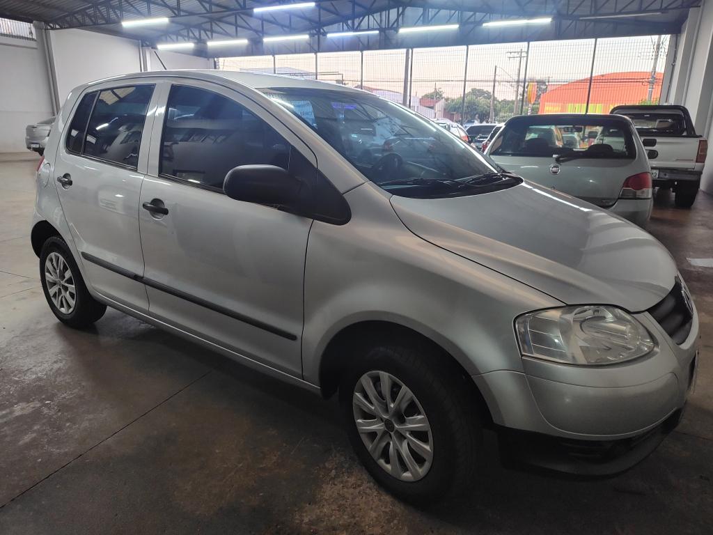 VOLKSWAGEN Fox - Foto