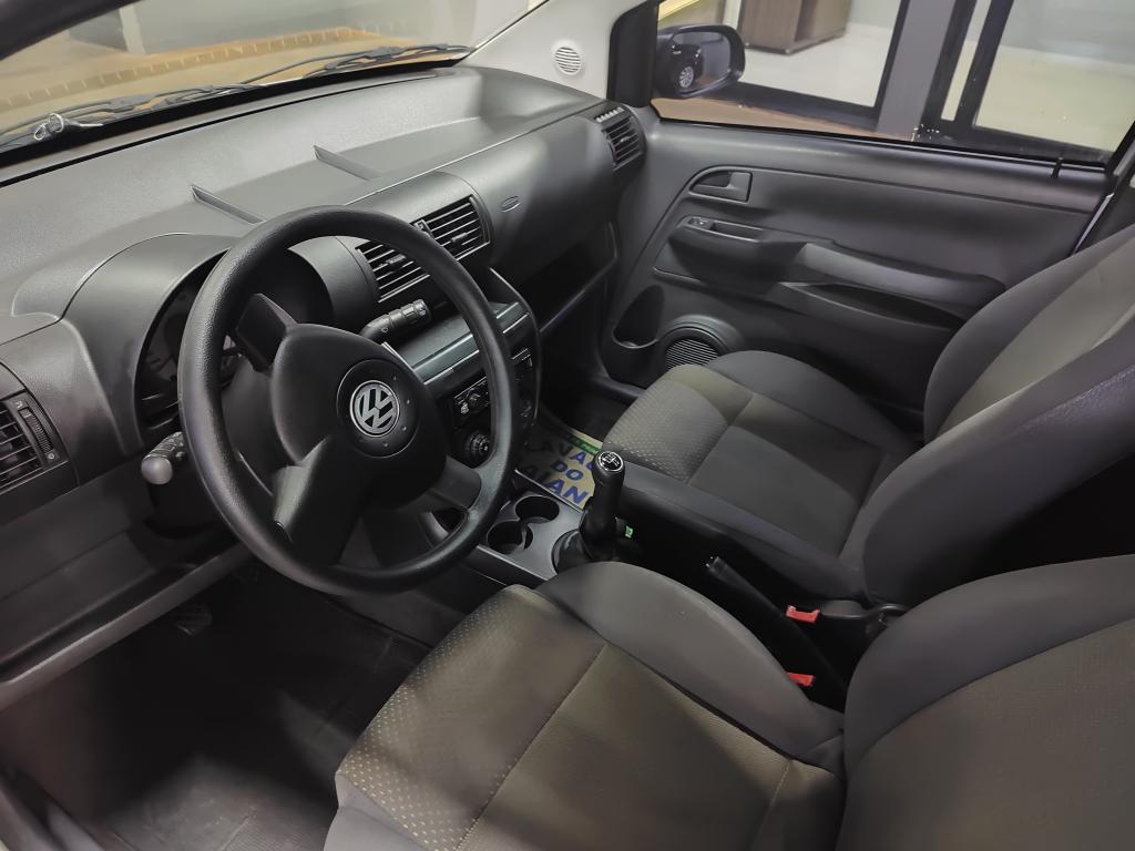 VOLKSWAGEN Fox - Foto