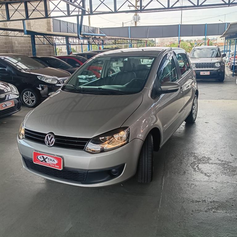 VOLKSWAGEN Fox - Foto