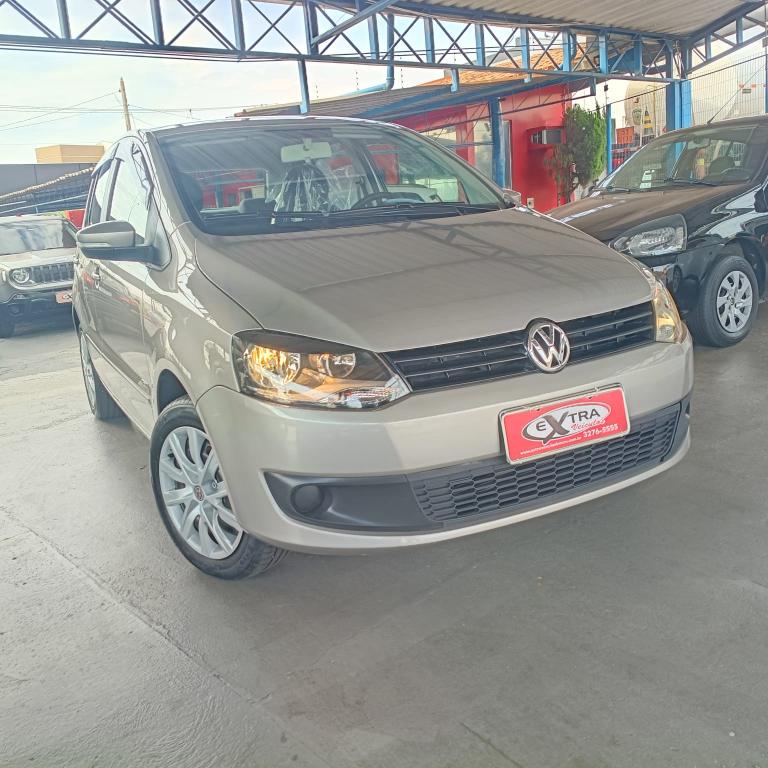 VOLKSWAGEN Fox - Foto