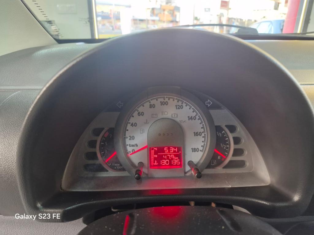 VOLKSWAGEN Fox - Foto