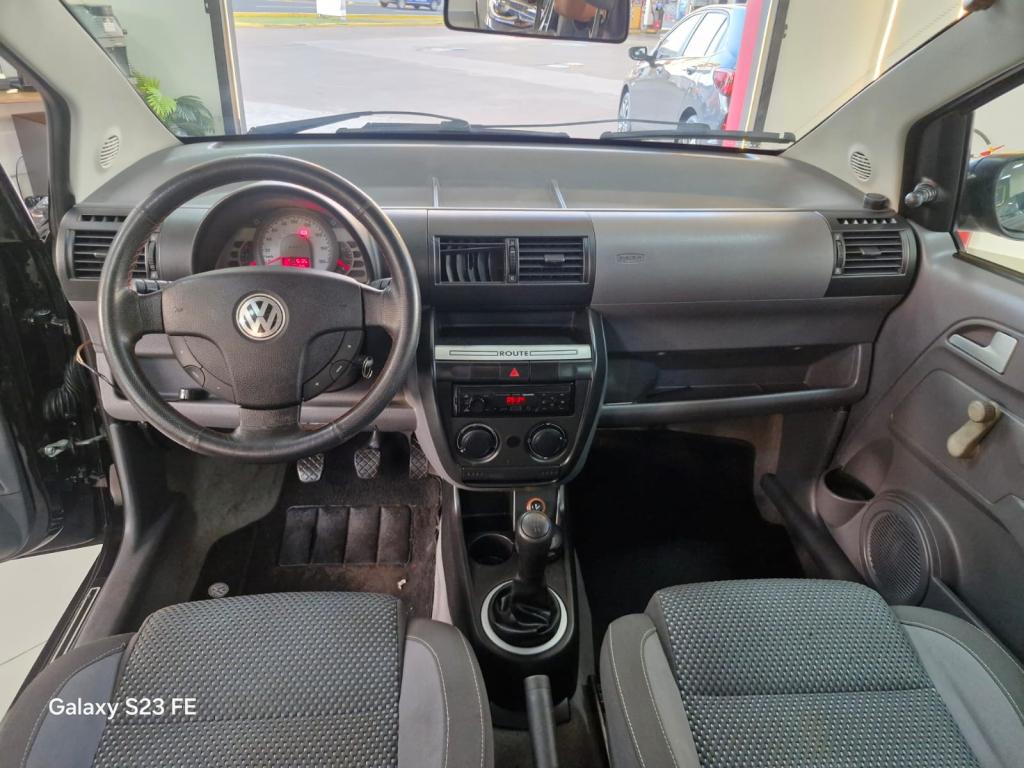 VOLKSWAGEN Fox - Foto