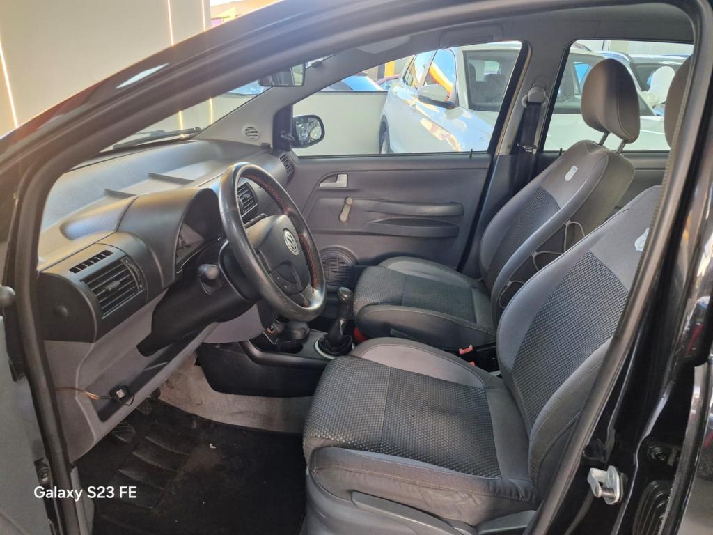 VOLKSWAGEN Fox - Foto