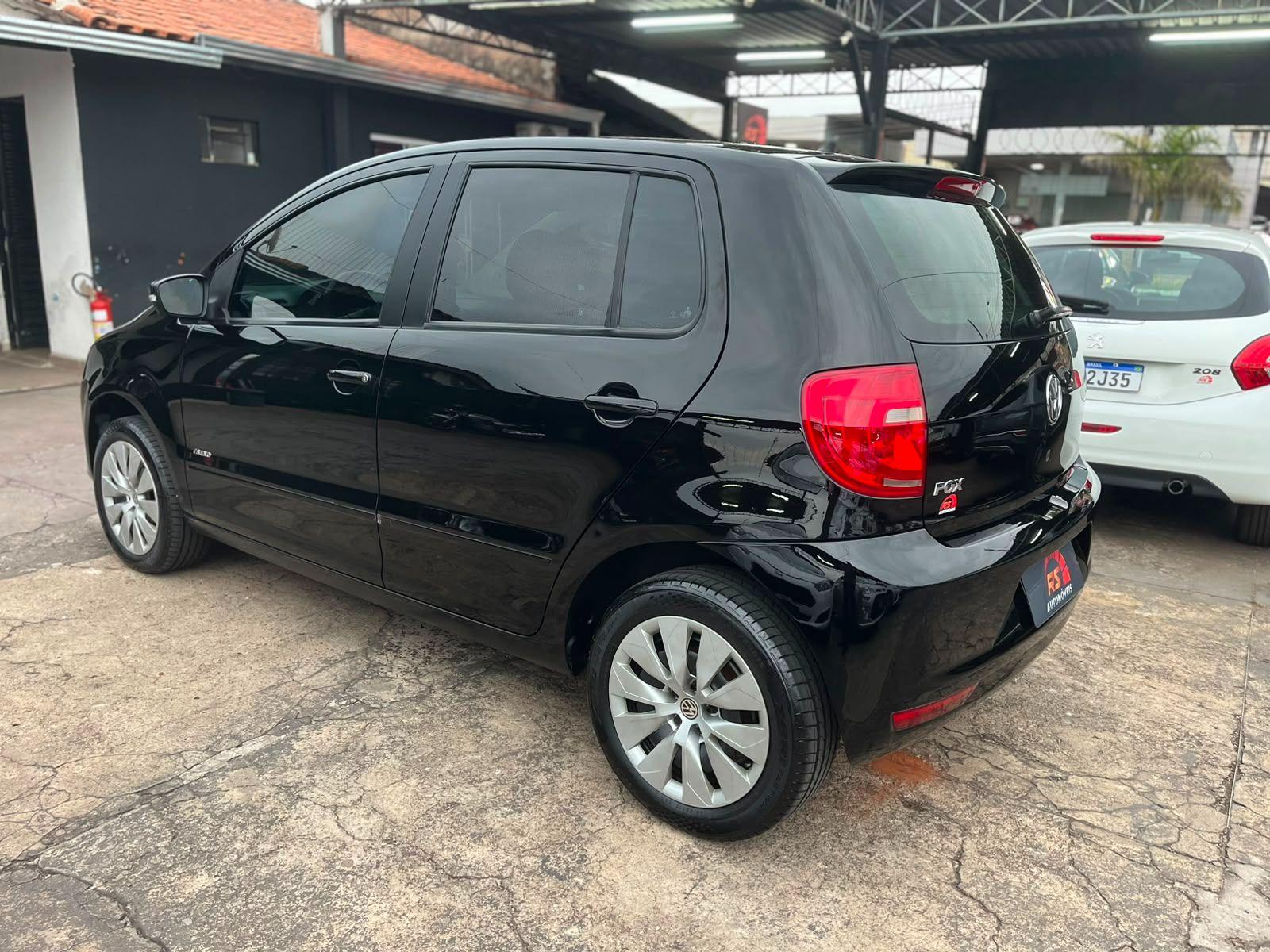 VOLKSWAGEN Fox - Foto