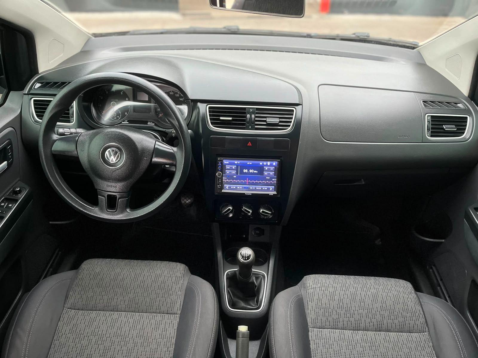 VOLKSWAGEN Fox - Foto