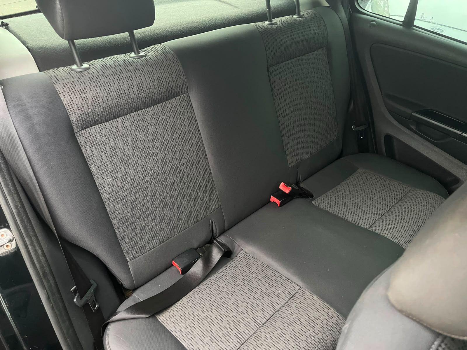 VOLKSWAGEN Fox - Foto