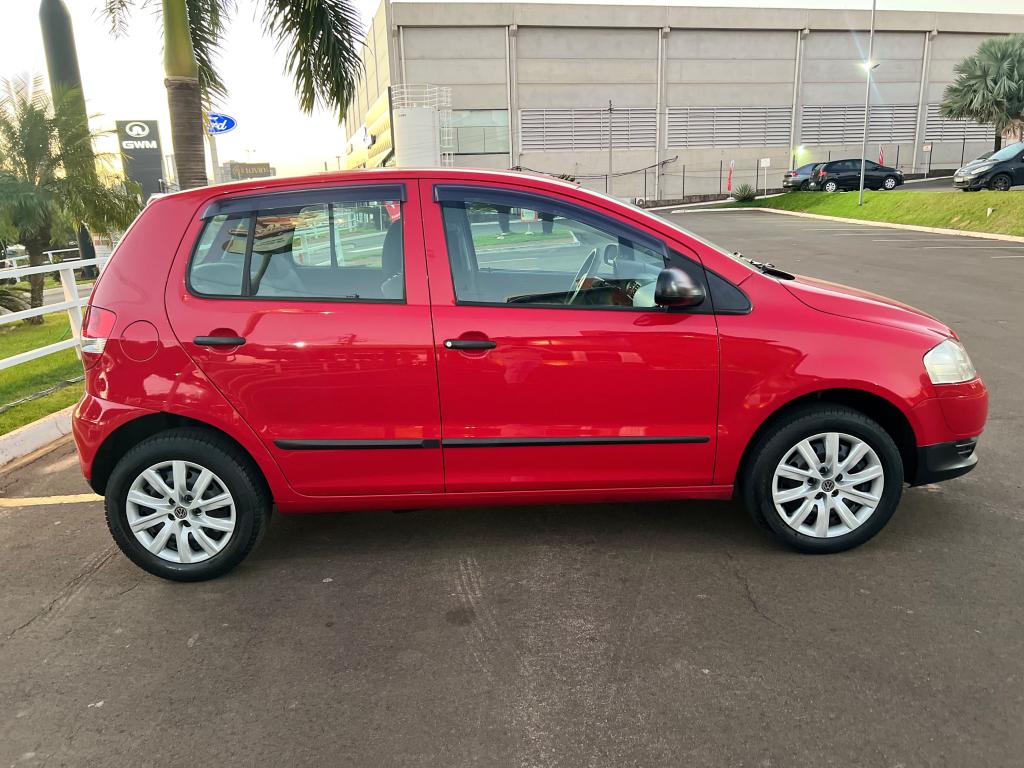 VOLKSWAGEN Fox - Foto
