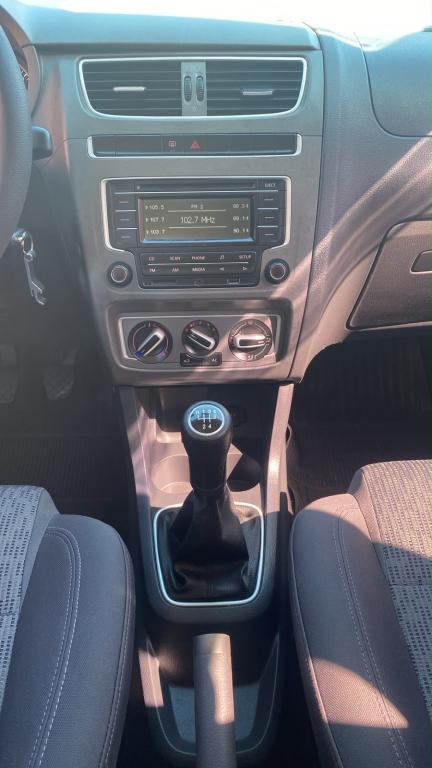 VOLKSWAGEN Fox - Foto