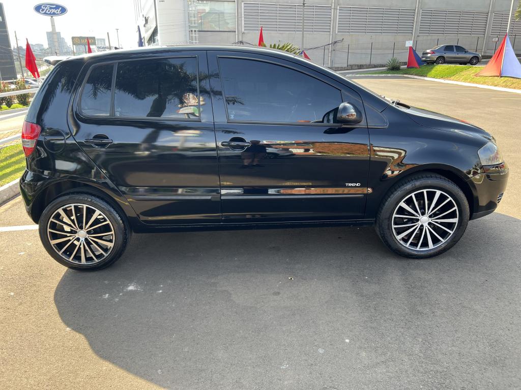 VOLKSWAGEN Fox - Foto