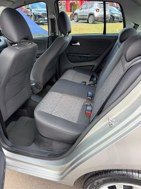 VOLKSWAGEN Fox - Foto