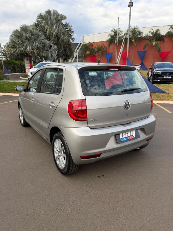 VOLKSWAGEN Fox - Foto