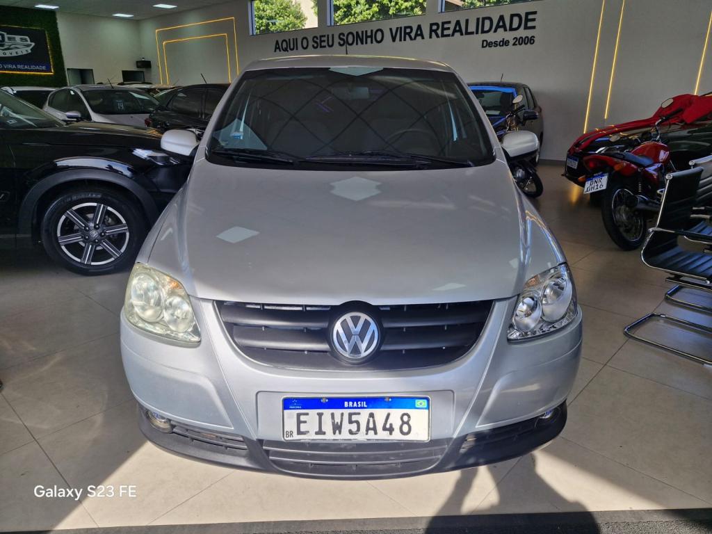 VOLKSWAGEN Fox - Foto