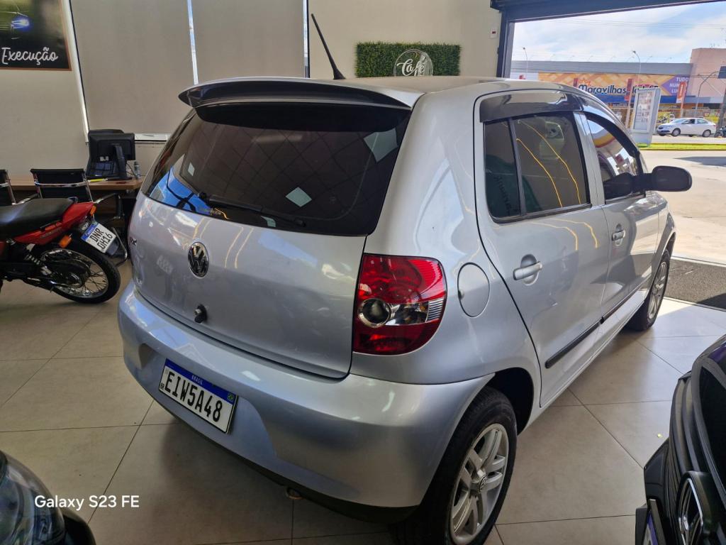 VOLKSWAGEN Fox - Foto