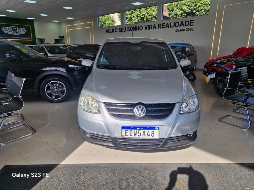 VOLKSWAGEN Fox - Foto