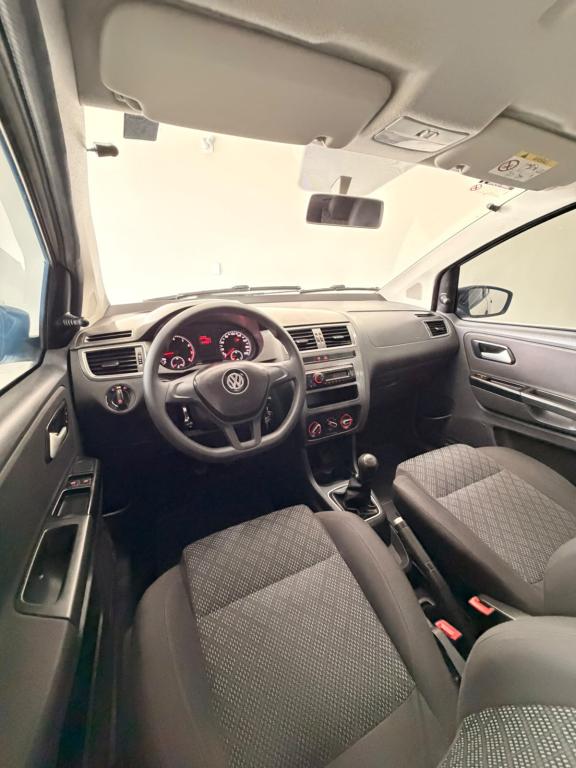 VOLKSWAGEN Fox - Foto