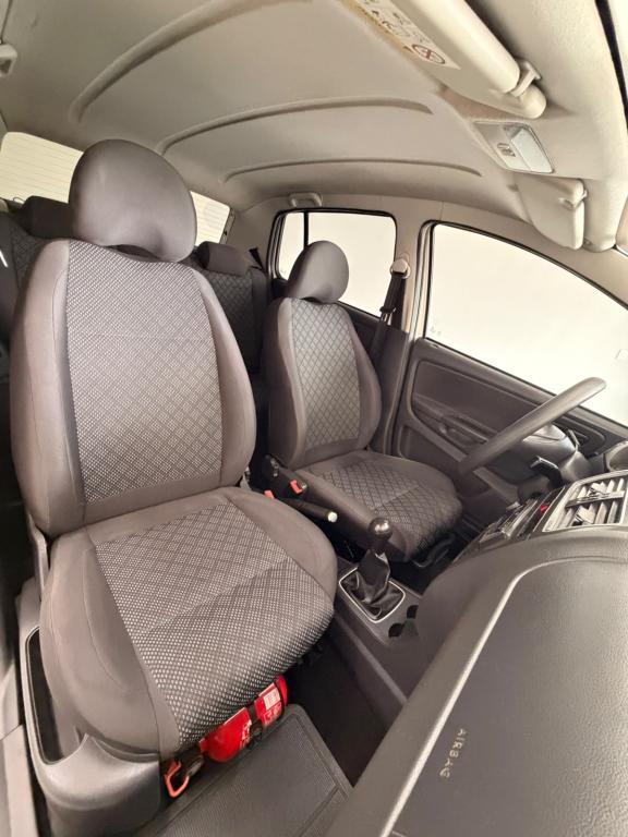 VOLKSWAGEN Fox - Foto