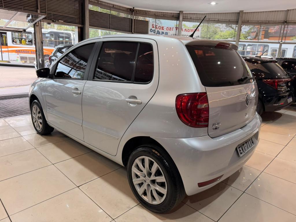 VOLKSWAGEN Fox - Foto