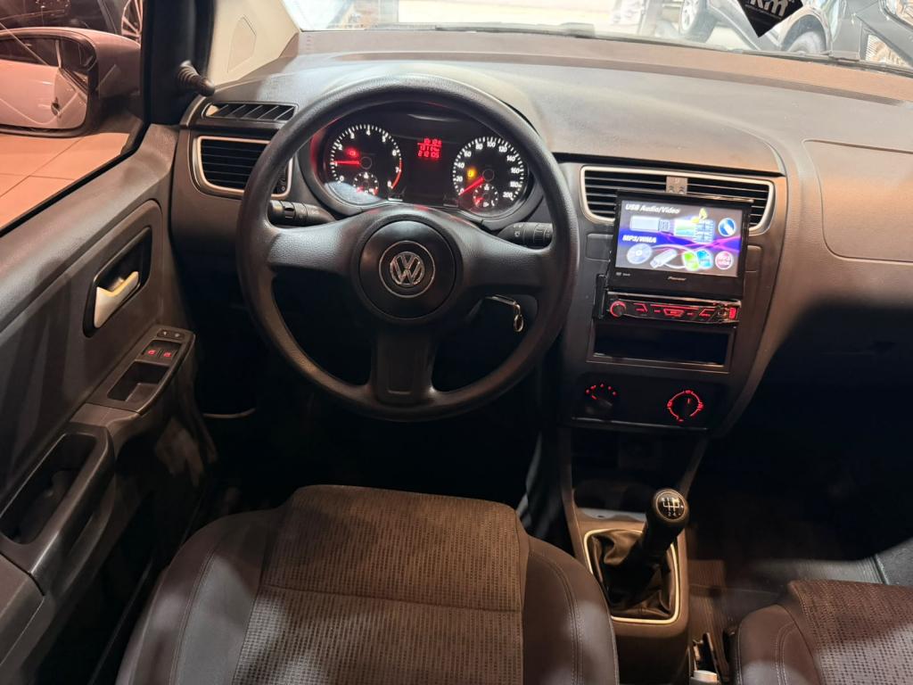 VOLKSWAGEN Fox - Foto