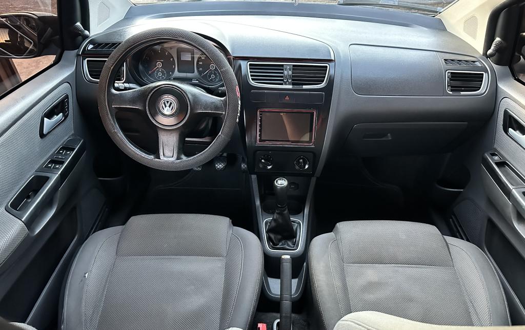 VOLKSWAGEN Fox - Foto