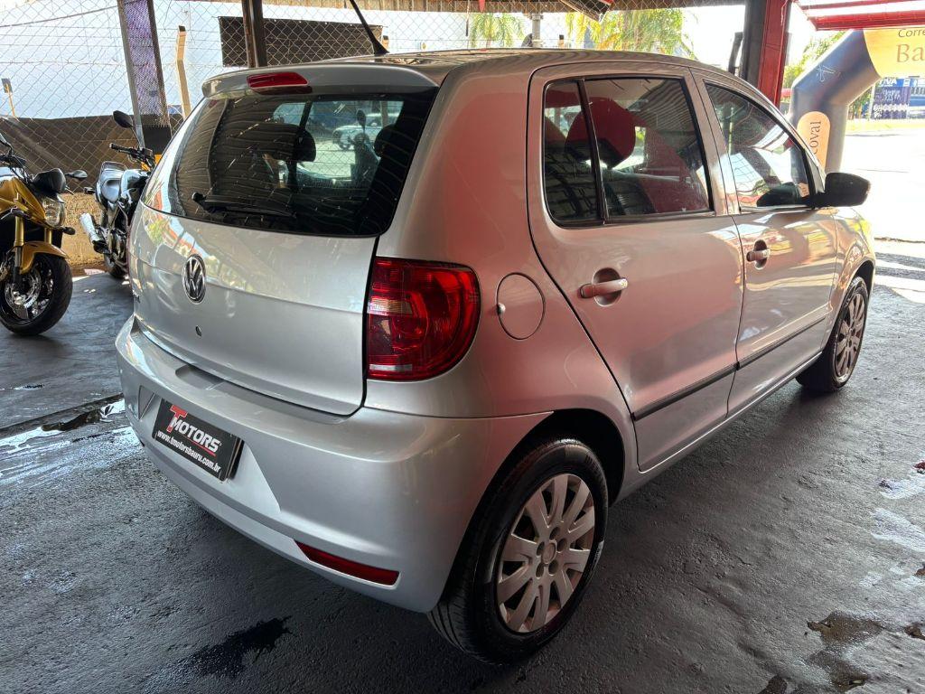 VOLKSWAGEN Fox - Foto